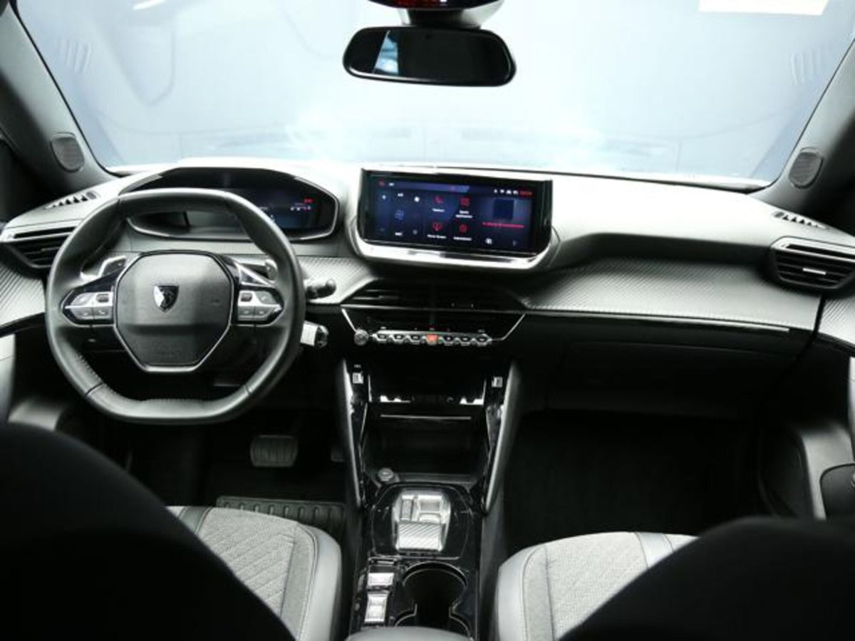 Peugeot 2008 1.2 puretech Allure s&s 130cv eat8 (13)