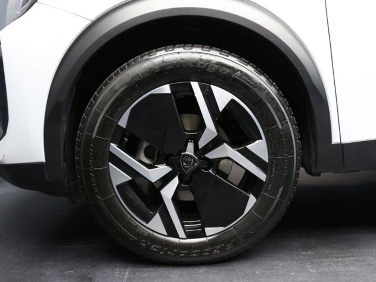 Peugeot 2008 1.2 puretech Allure s&s 130cv eat8 (5)