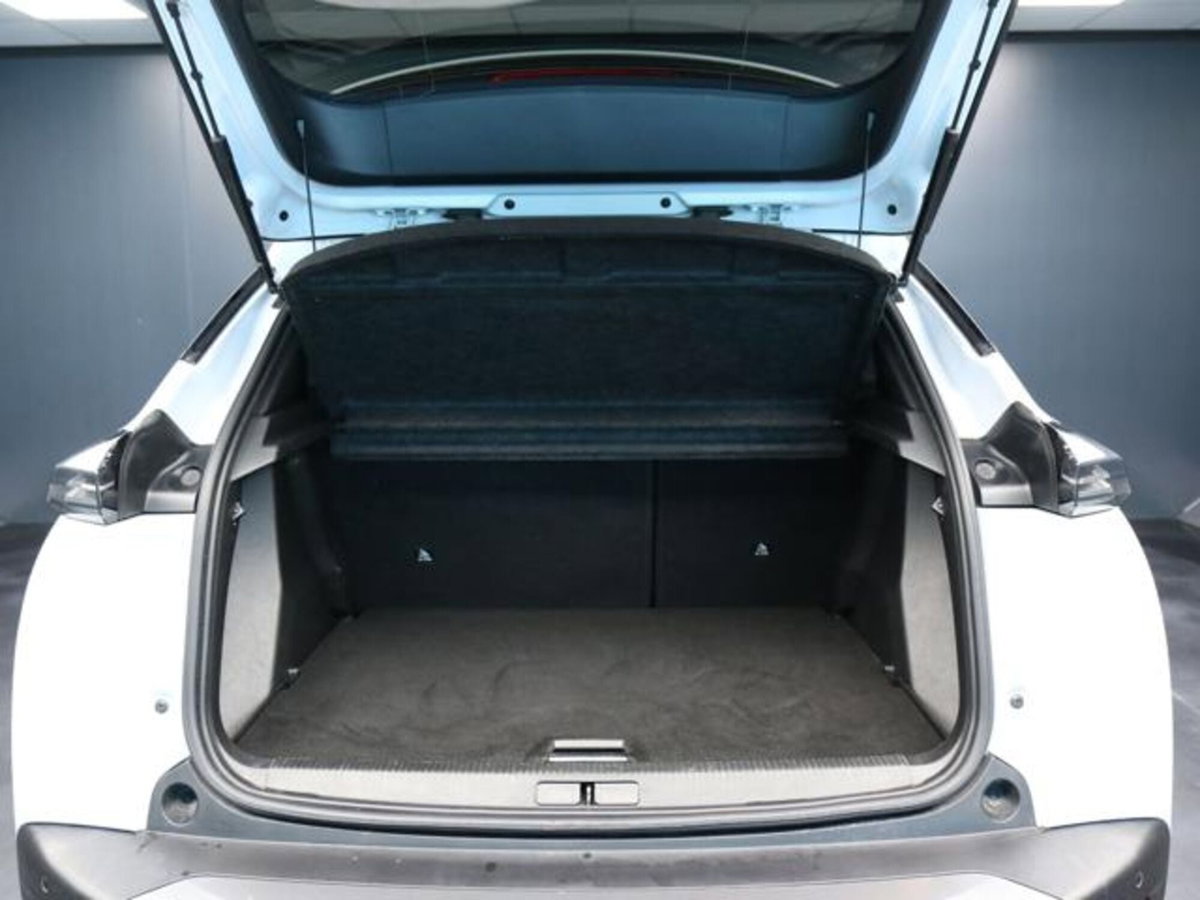 Peugeot 2008 1.2 puretech Allure s&s 130cv eat8 (7)