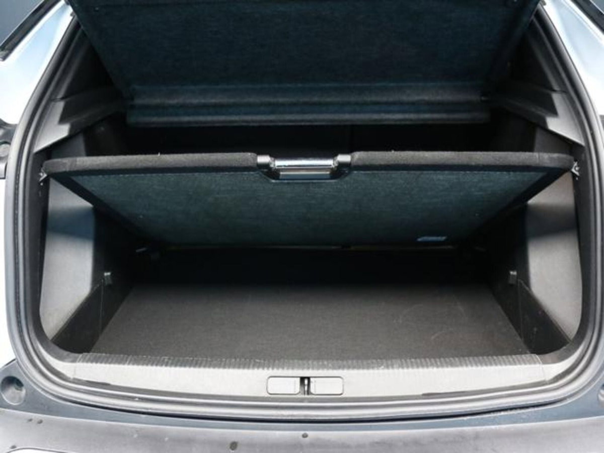 Peugeot 2008 1.2 puretech Allure s&s 130cv eat8 (8)