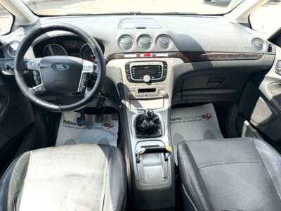Ford Galaxy 2.0 TDCi 140 CV Ghia DPF (11)