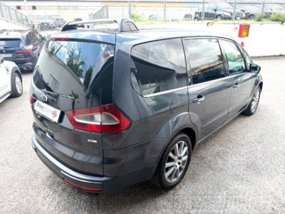 Ford Galaxy 2.0 TDCi 140 CV Ghia DPF (4)