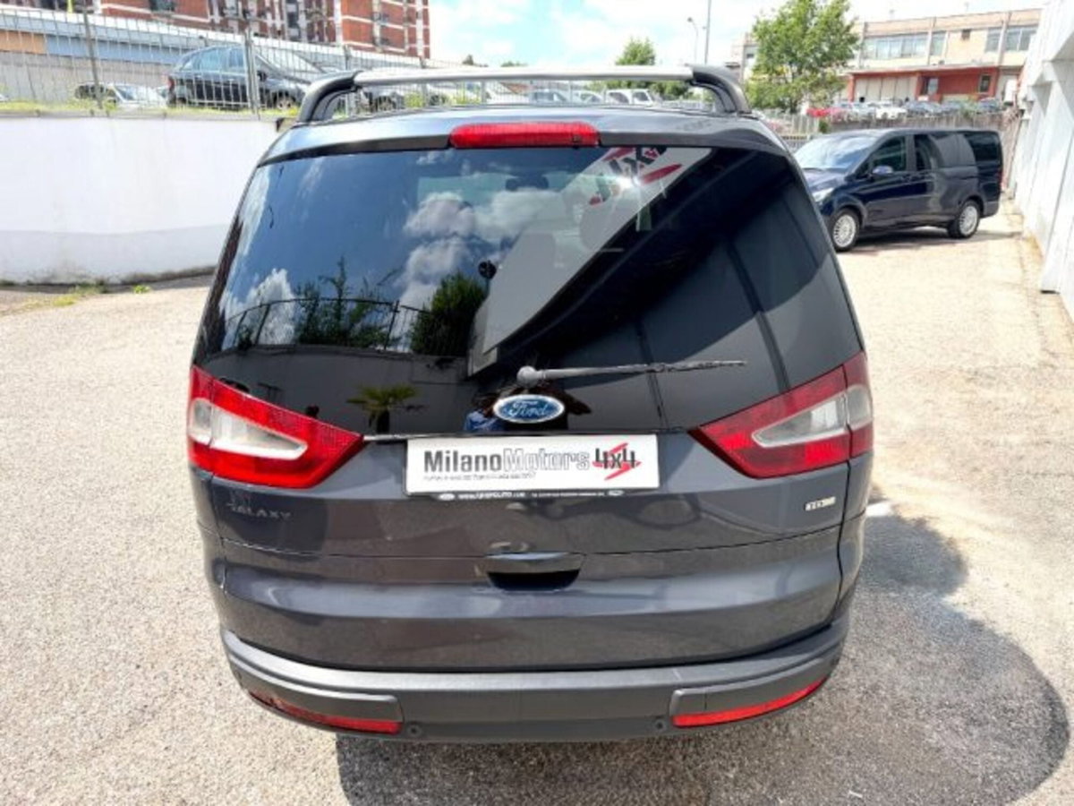 Ford Galaxy 2.0 TDCi 140 CV Ghia DPF (6)