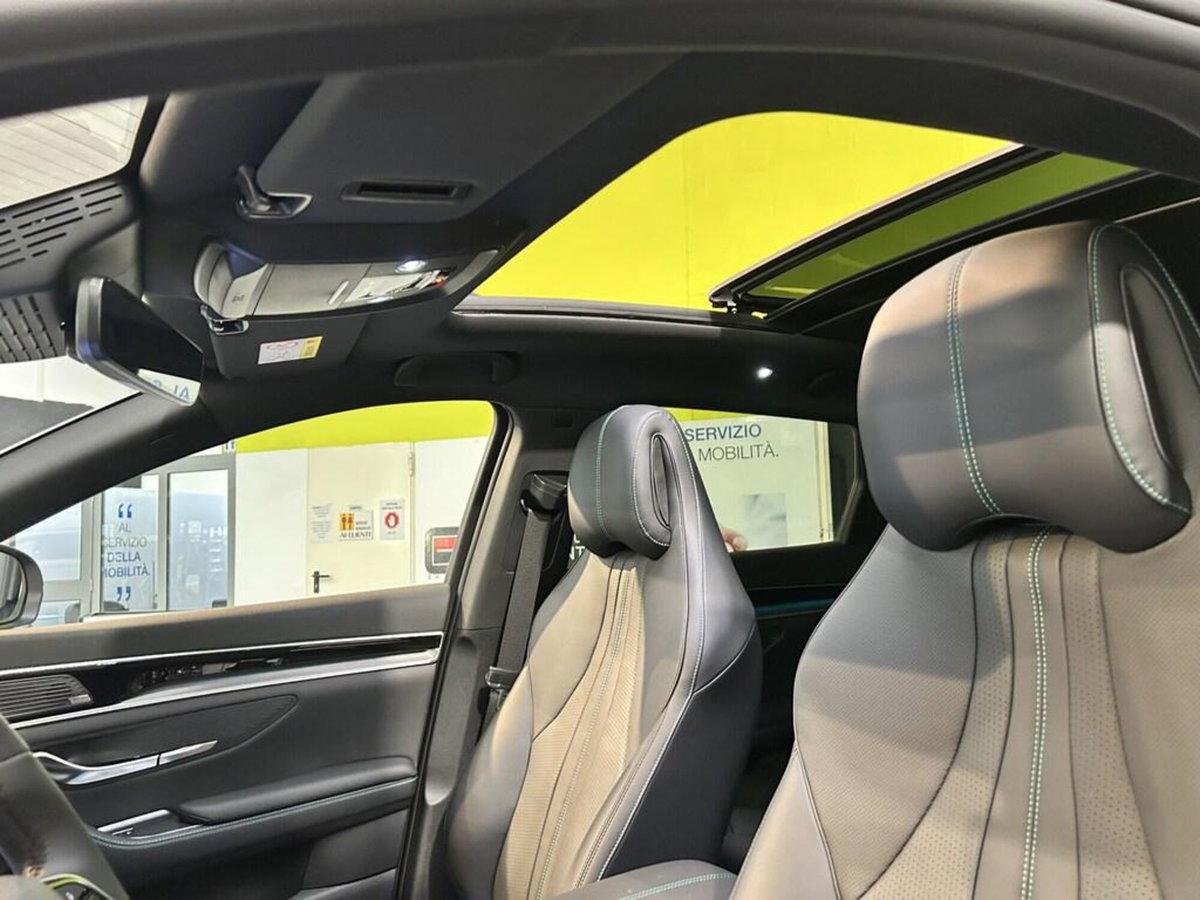 Byd Seal U DM-i 1.5 phev Design awd (11)