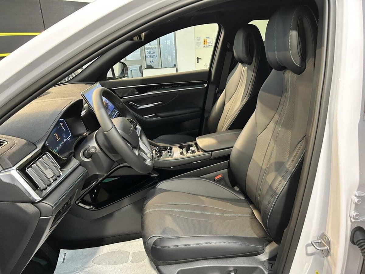 Byd Seal U DM-i 1.5 phev Design awd (7)