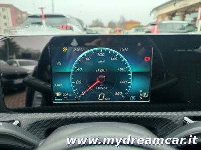 Mercedes-Benz Classe A Sedan 180 d Automatic 4p. Premium (10)