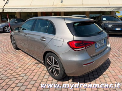 Mercedes-Benz Classe A Sedan 180 d Automatic 4p. Premium (5)