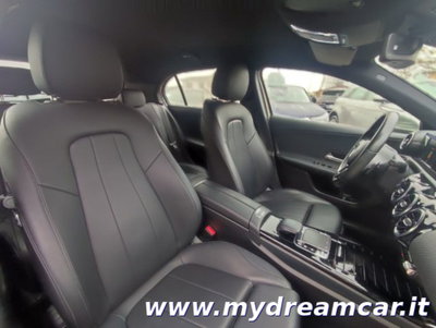 Mercedes-Benz Classe A Sedan 180 d Automatic 4p. Premium (8)