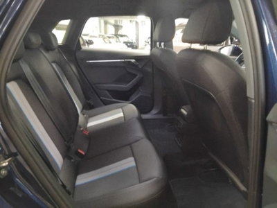 Audi A3 Sportback 35 TDI S tronic Business (10)