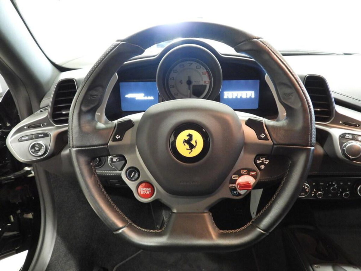 Ferrari 458 Coupé 458 Italia DCT (4)