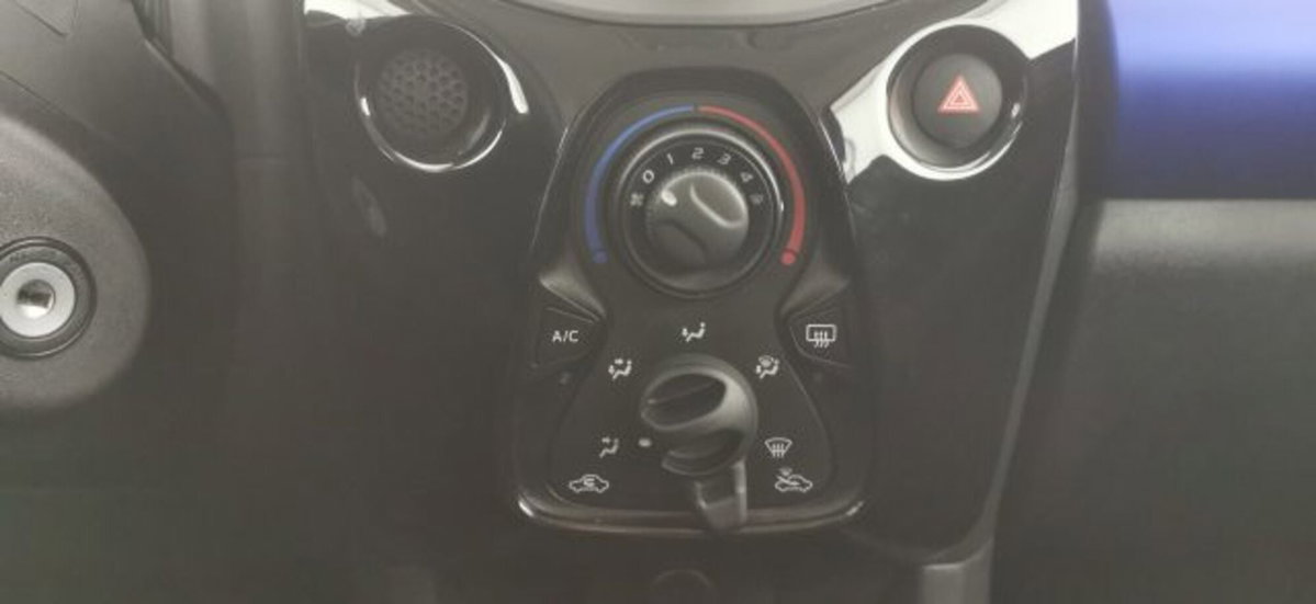 Citroen C1 C1 VTi 72 5 porte Feel (12)