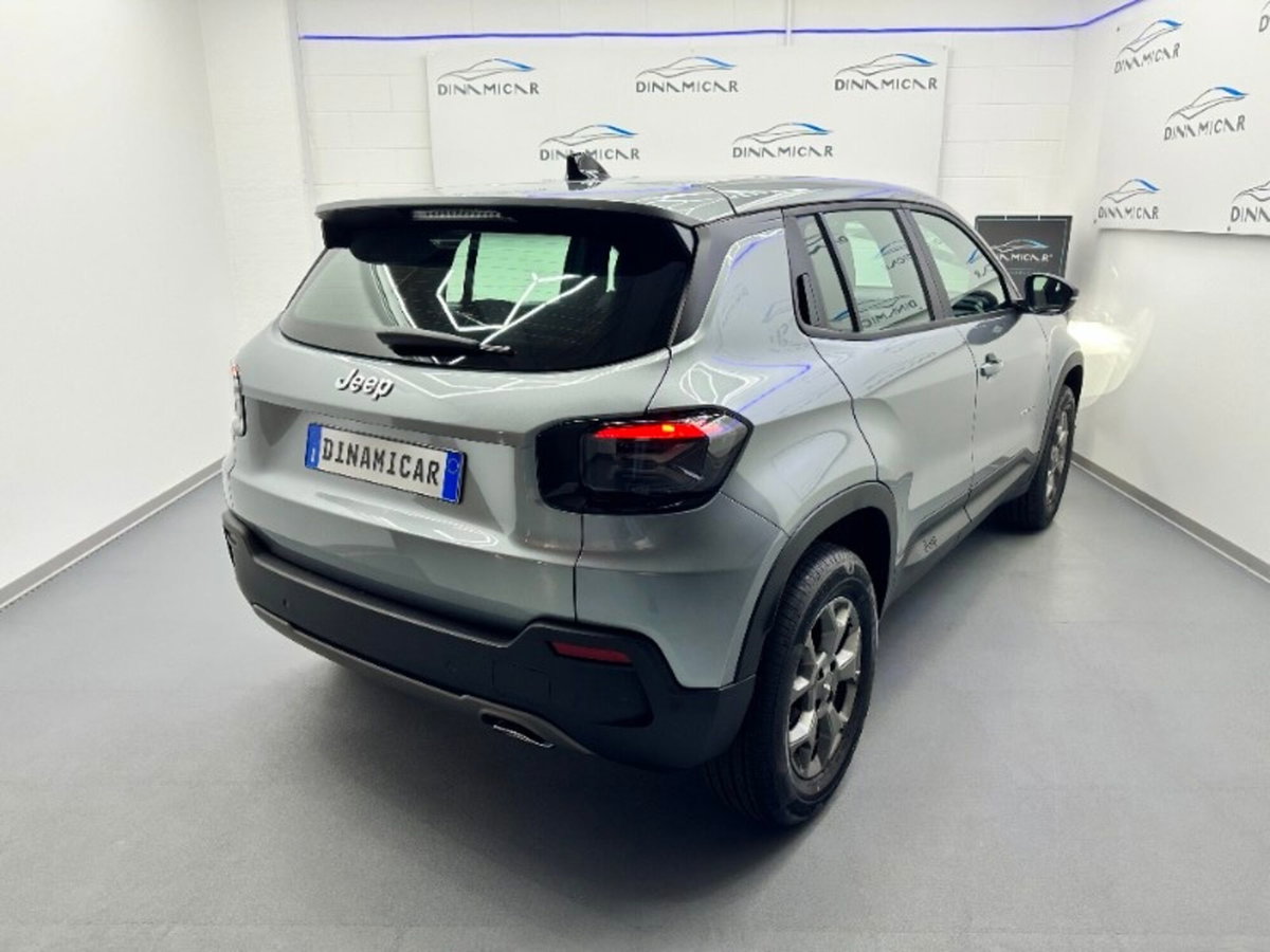 Jeep Avenger 1.2 turbo e-hybrid mhev Longitude fwd 110cv edct6 (5)