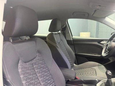 Audi A1 Sportback 30 TFSI Identity Black (11)