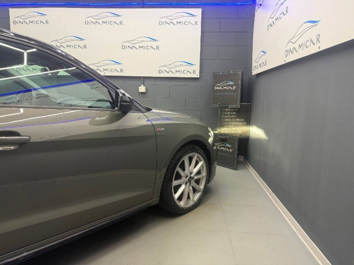 Audi A1 Sportback 30 TFSI Identity Black (6)
