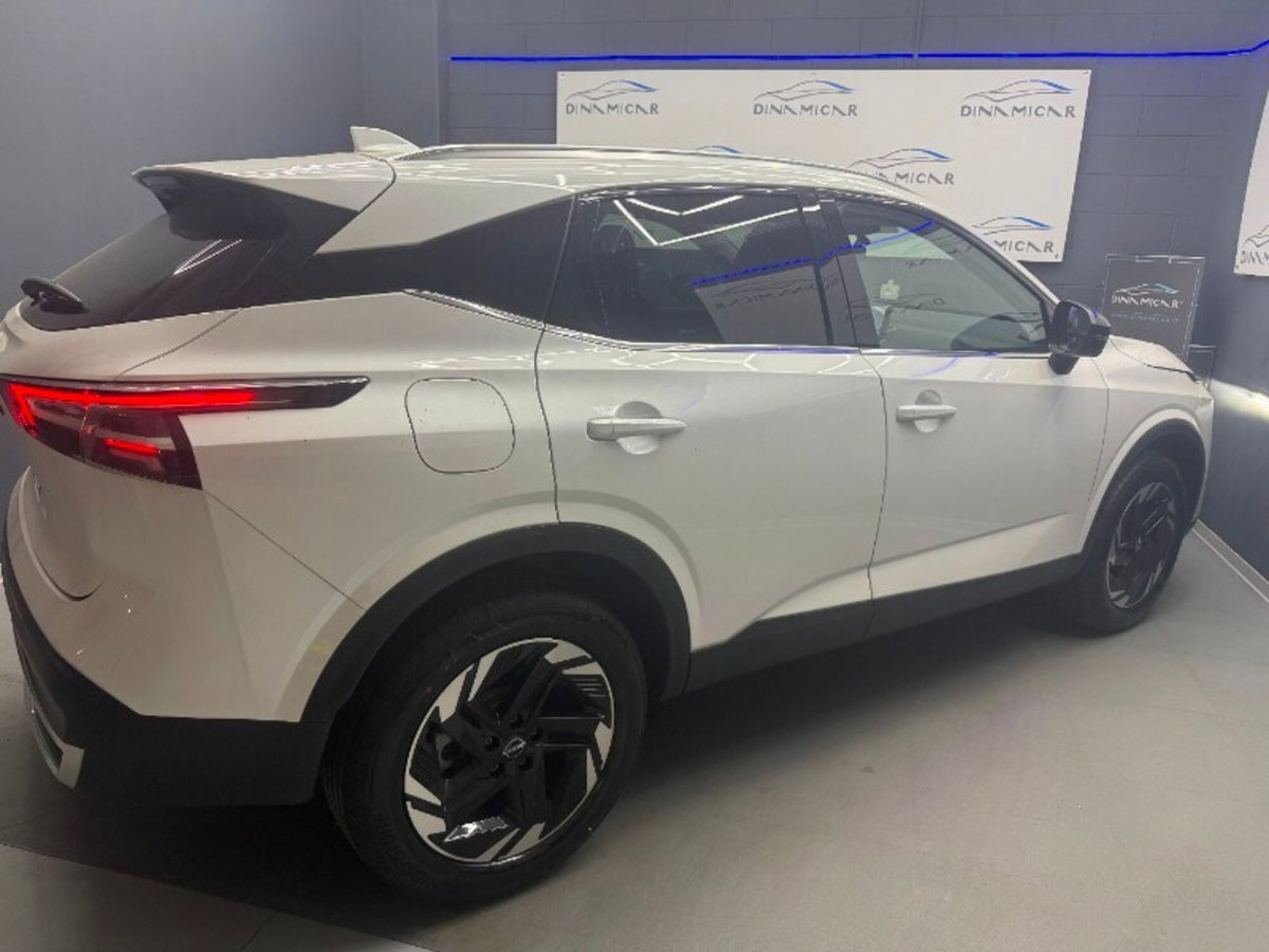 Nissan Qashqai 1.3 mhev N-Connecta 2wd 140cv (7)