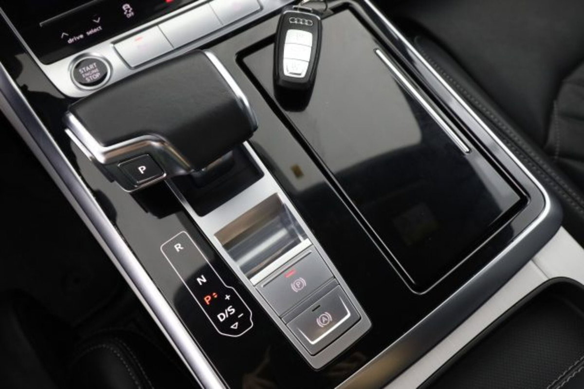 Audi Q7 50 TDI quattro tiptronic Sport (15)