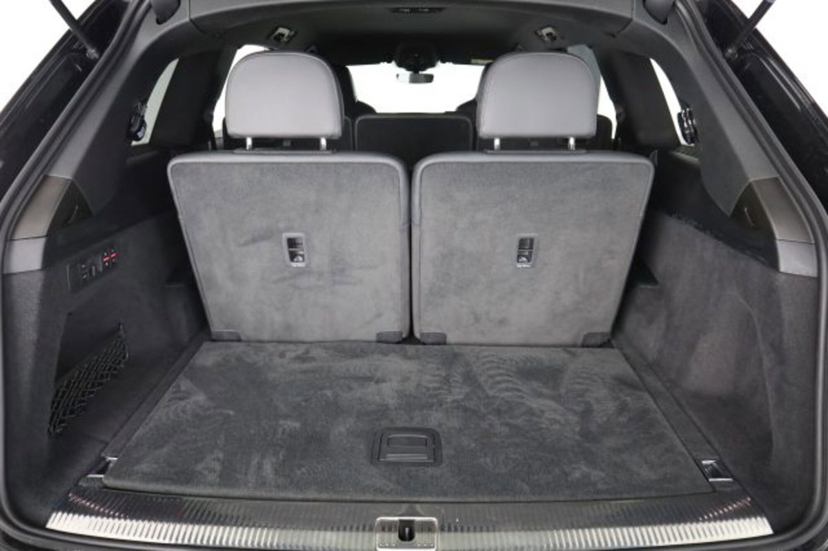 Audi Q7 50 TDI quattro tiptronic Sport (7)