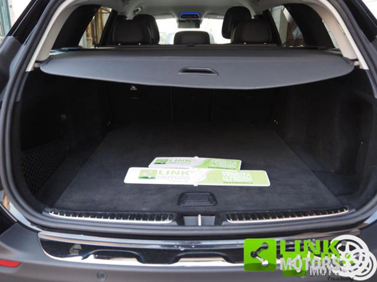Mercedes-Benz Classe C Station Wagon All-Terrain 220 d mhev Premium Plus 4matic auto (10)