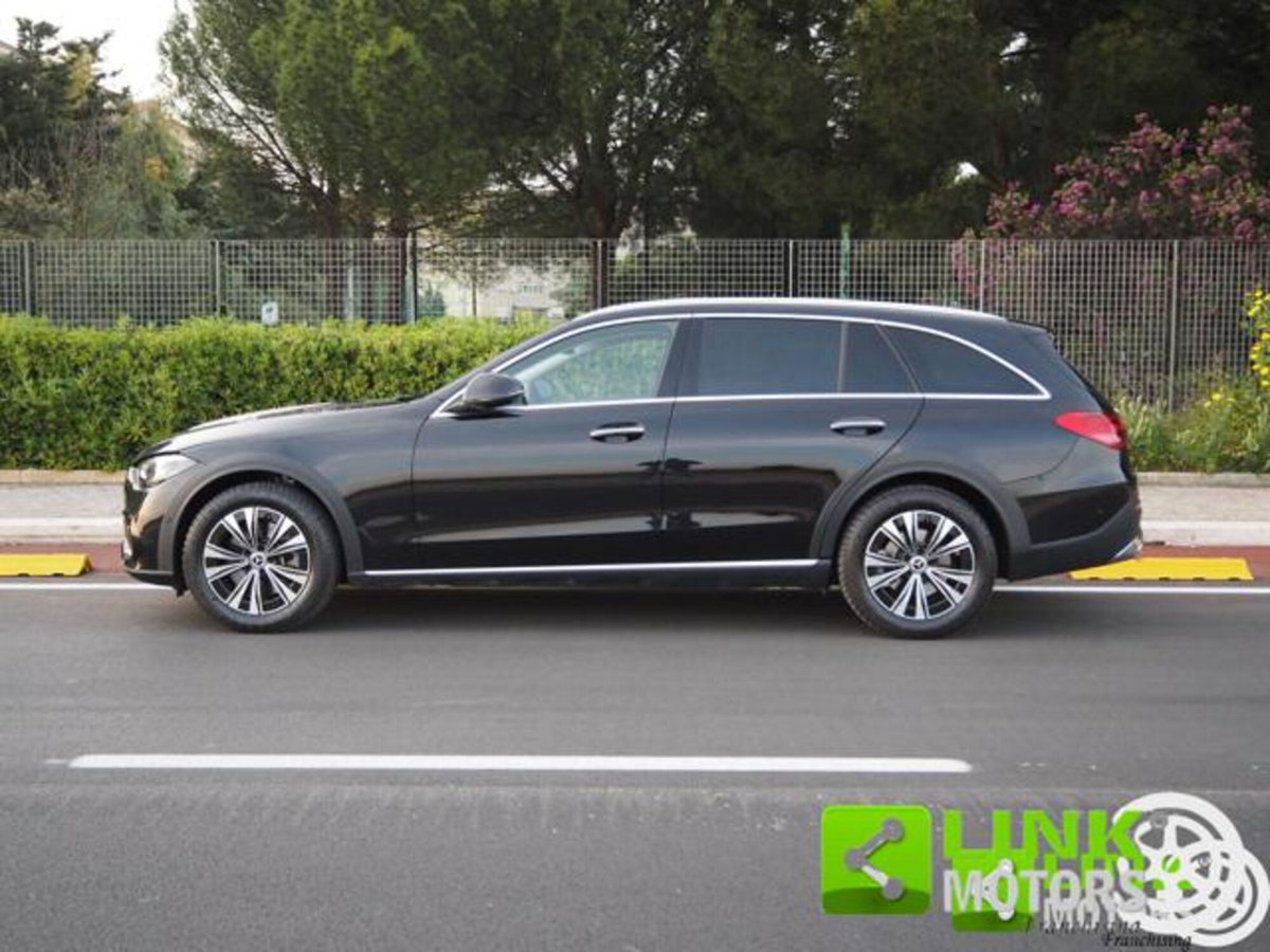 Mercedes-Benz Classe C Station Wagon All-Terrain 220 d mhev Premium Plus 4matic auto (3)