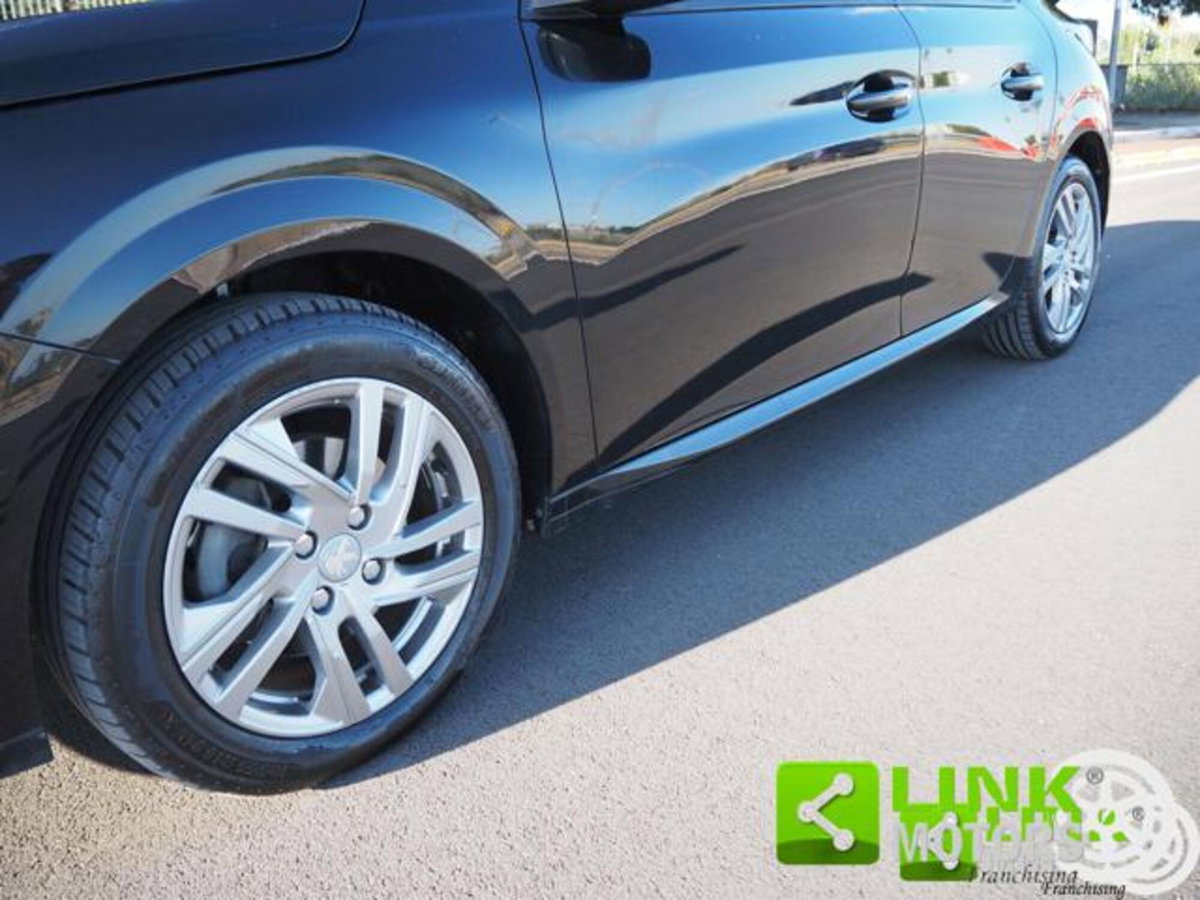 Peugeot 208 BlueHDi 100 Stop&Start 5 porte Active (9)