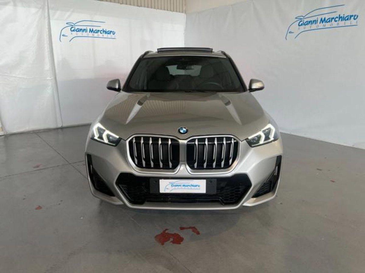 BMW X1 xDrive 23i Msport (2)