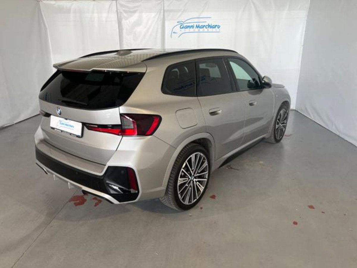 BMW X1 xDrive 23i Msport (4)