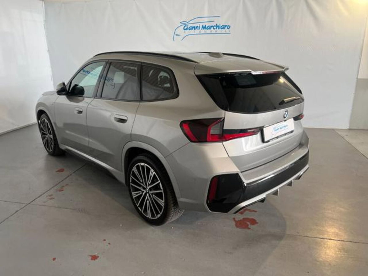 BMW X1 xDrive 23i Msport (6)
