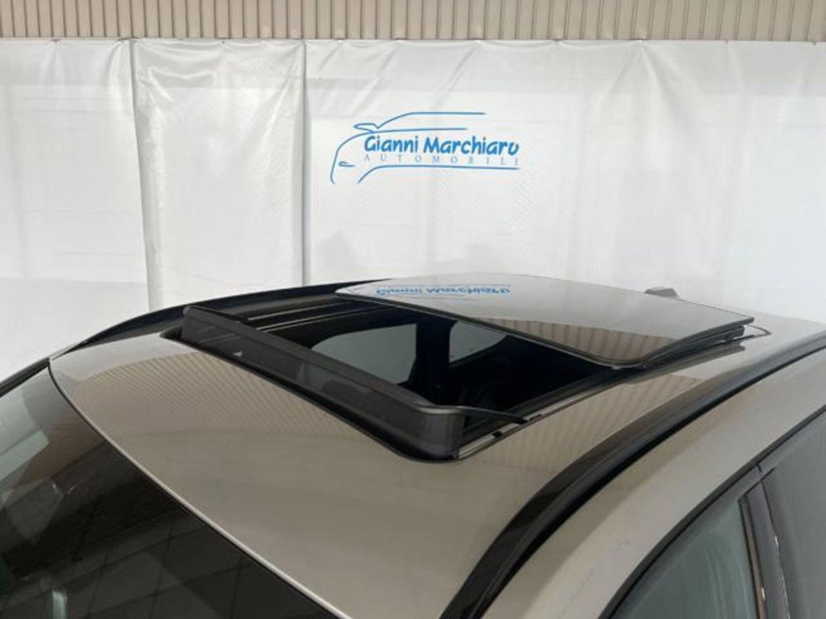 BMW X1 xDrive 23i Msport (8)
