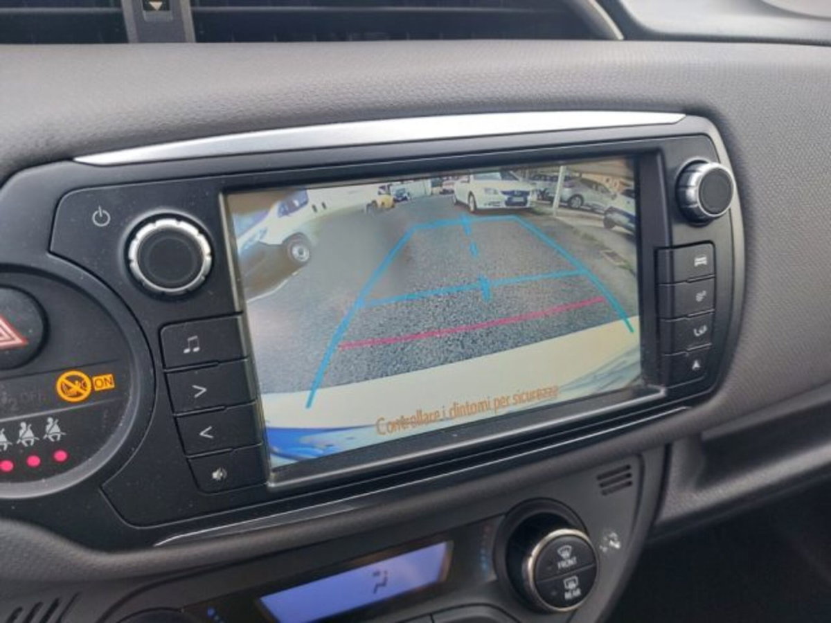 Toyota Yaris 1.5 Hybrid 5 porte Energy (13)