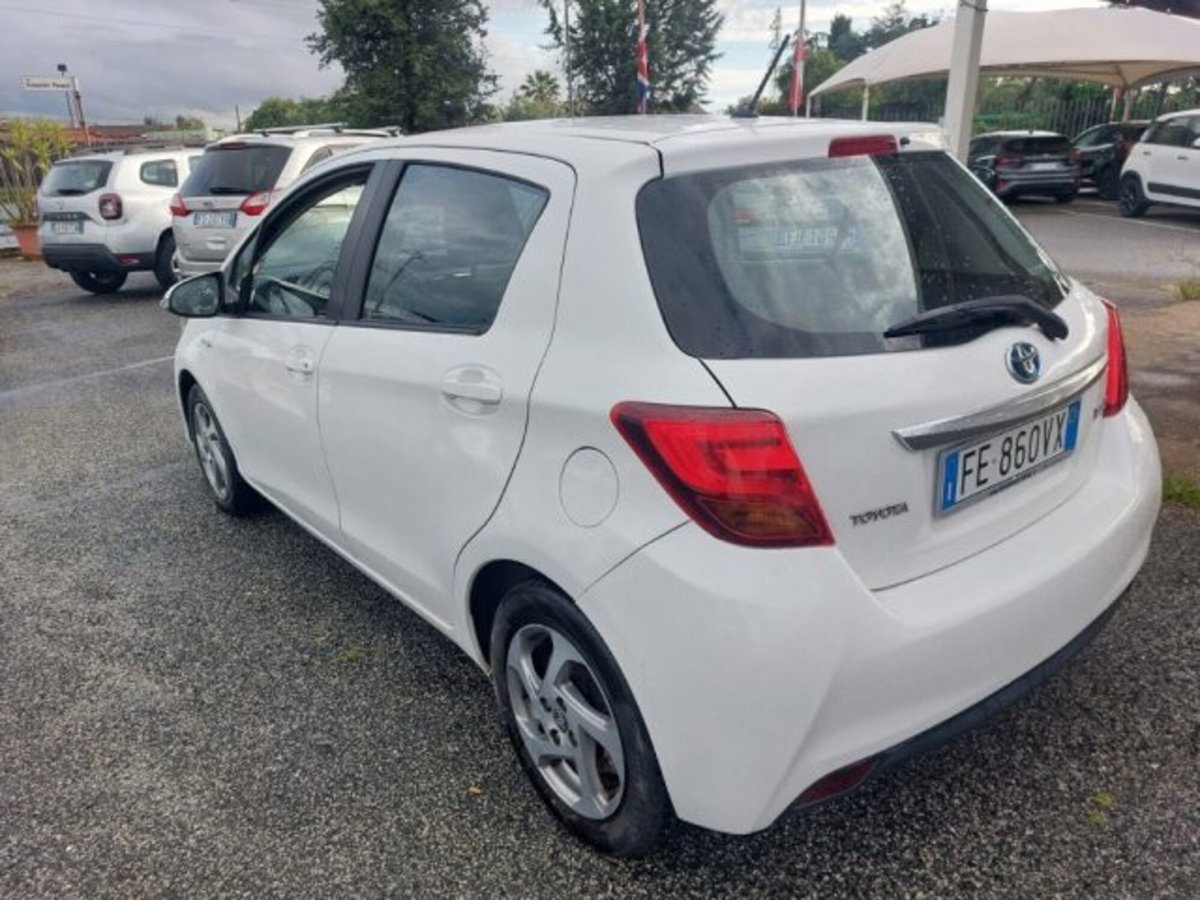 Toyota Yaris 1.5 Hybrid 5 porte Energy (14)