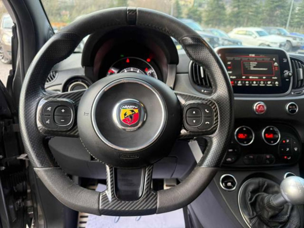 Abarth 595 595 1.4 Turbo T-Jet 180 CV Competizione (11)