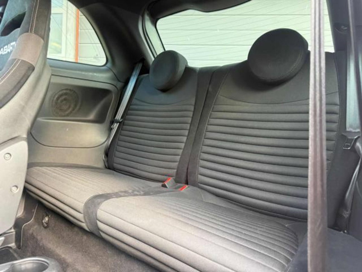 Abarth 595 595 1.4 Turbo T-Jet 180 CV Competizione (18)