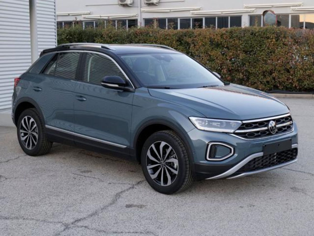 Volkswagen T-Roc 1.0 tsi Style 115cv (4)