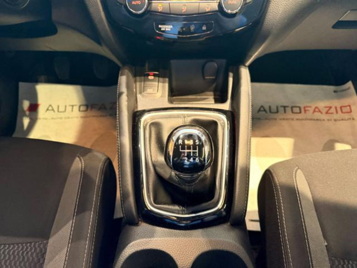 Nissan Qashqai 1.5 dCi Business (9)