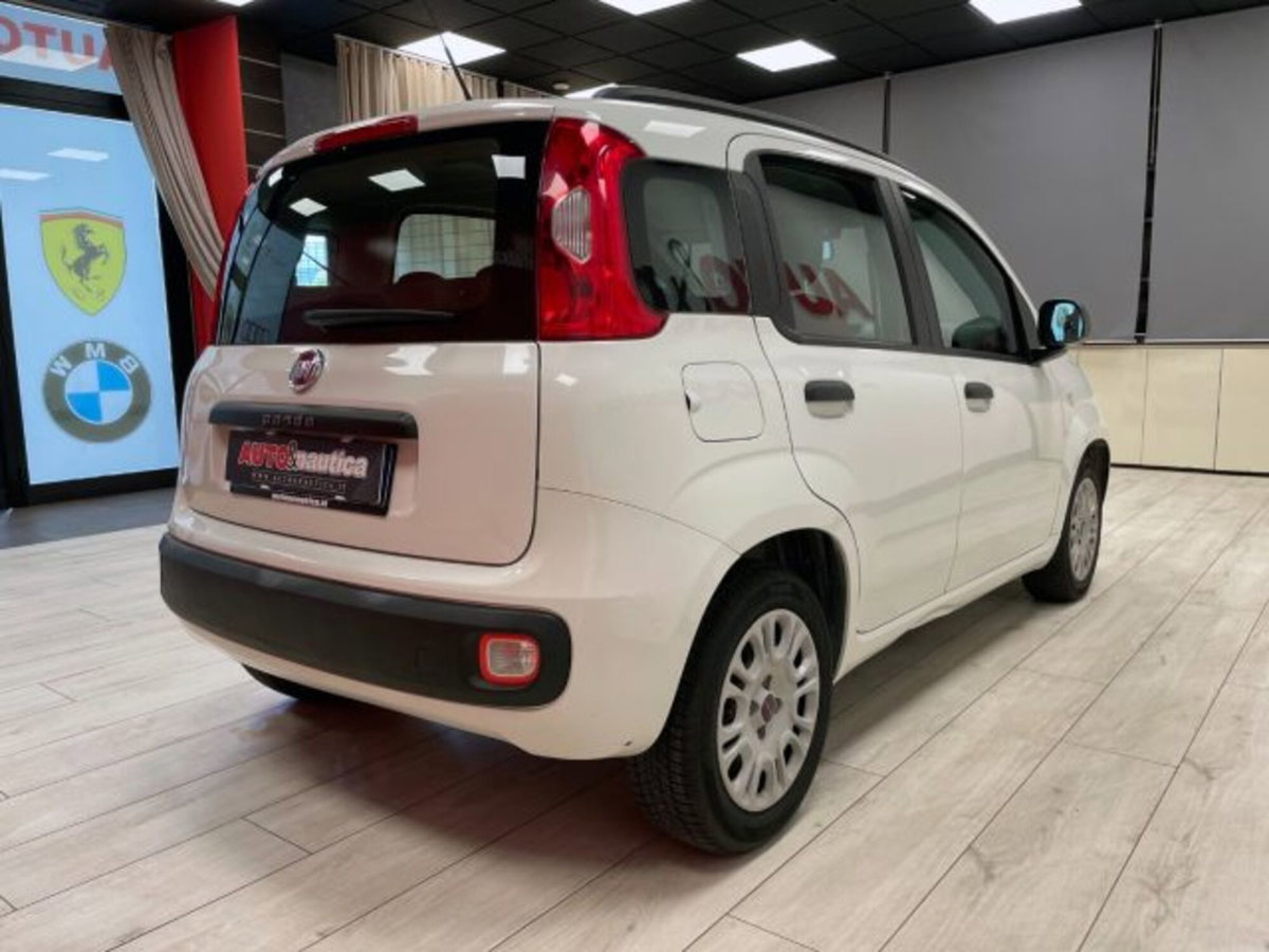 Fiat Panda 1.3 MJT 95 CV S&S Lounge (11)