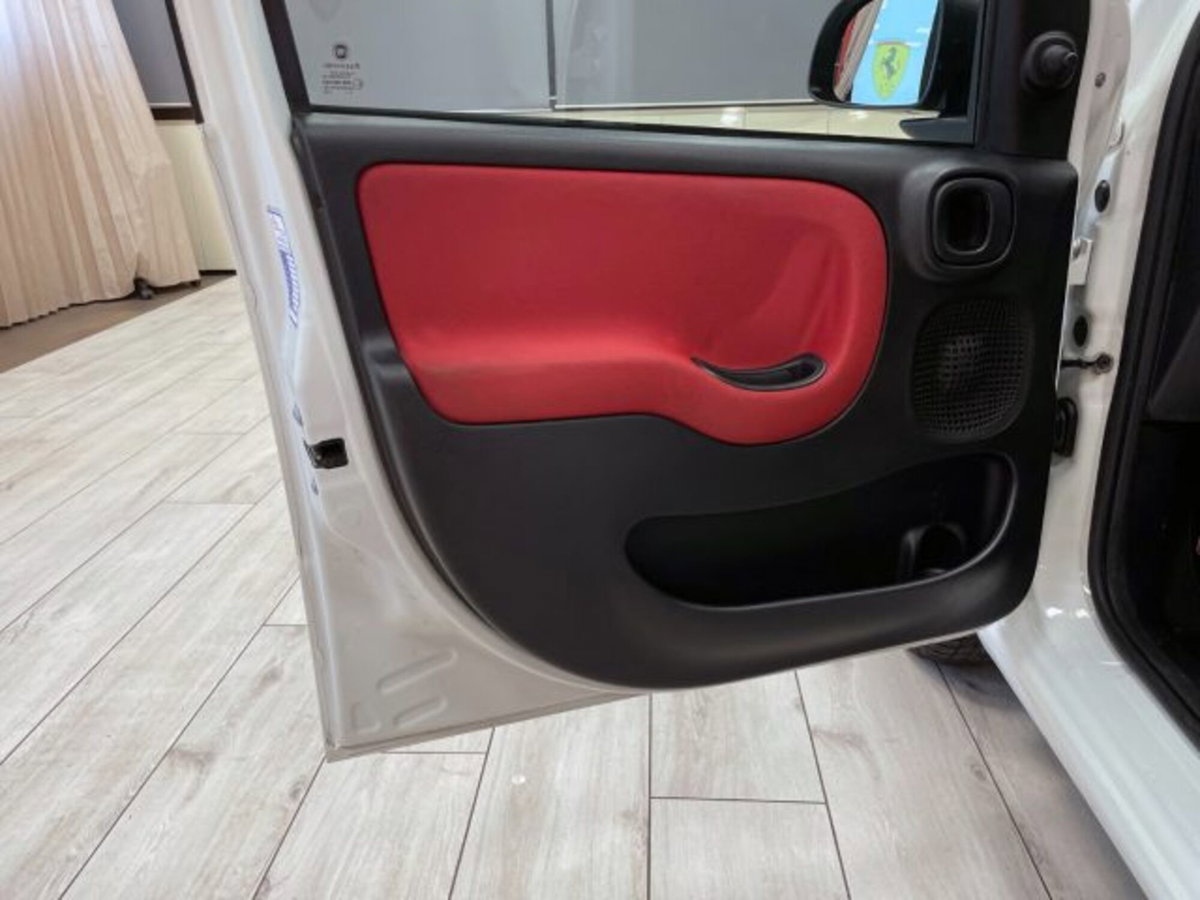 Fiat Panda 1.3 MJT 95 CV S&S Lounge (15)