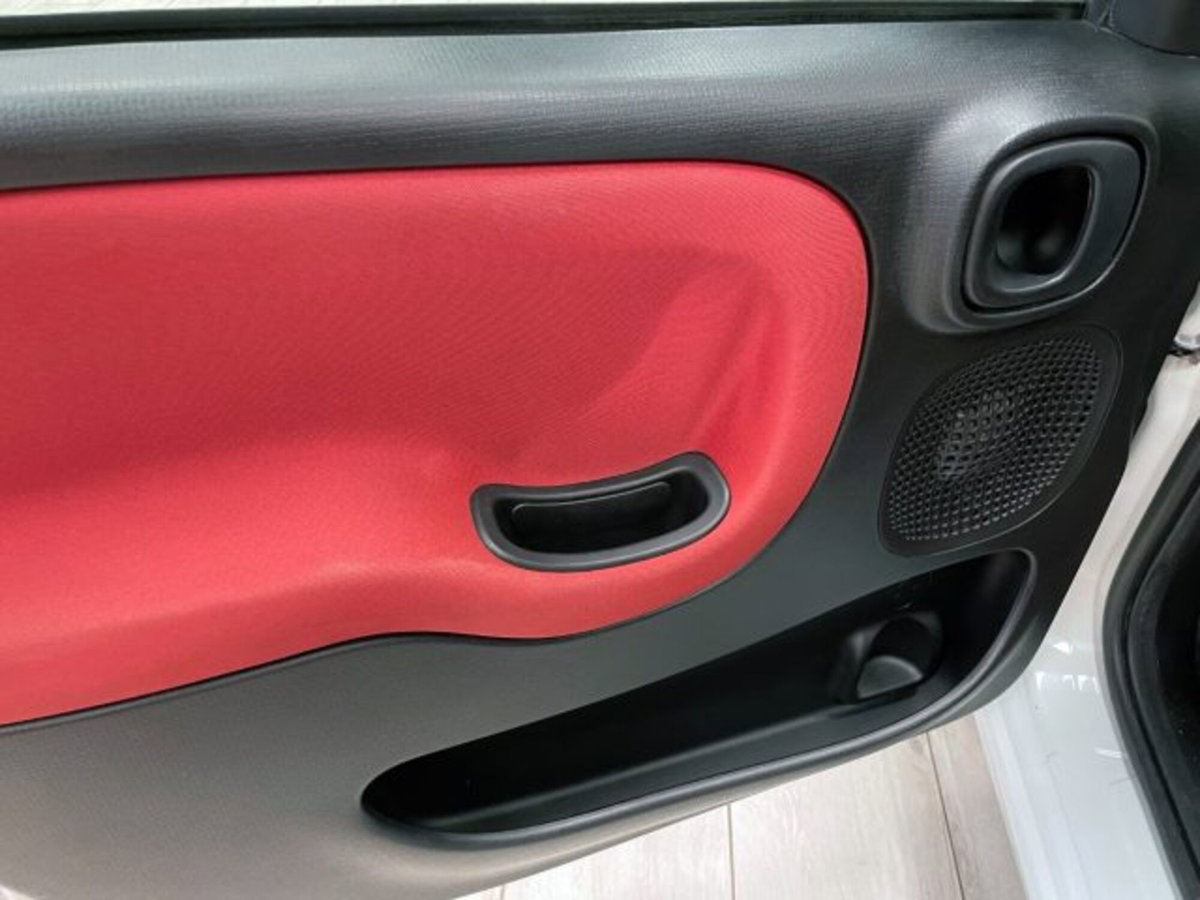Fiat Panda 1.3 MJT 95 CV S&S Lounge (16)