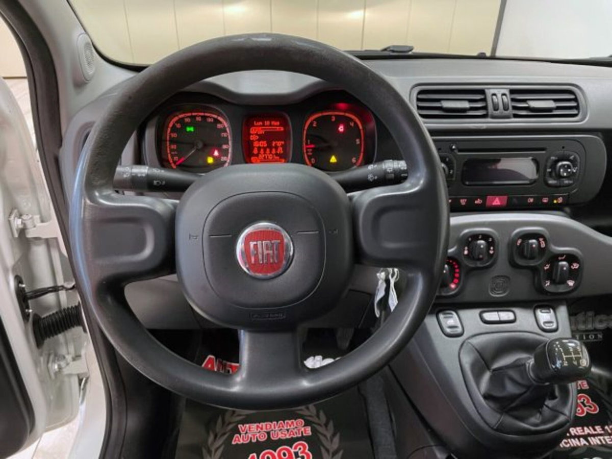 Fiat Panda 1.3 MJT 95 CV S&S Lounge (19)