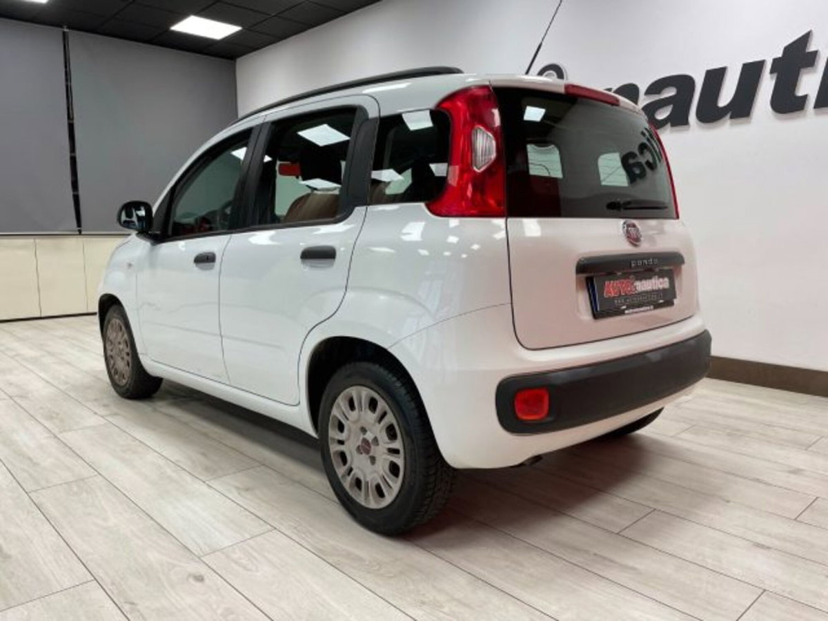 Fiat Panda 1.3 MJT 95 CV S&S Lounge (8)