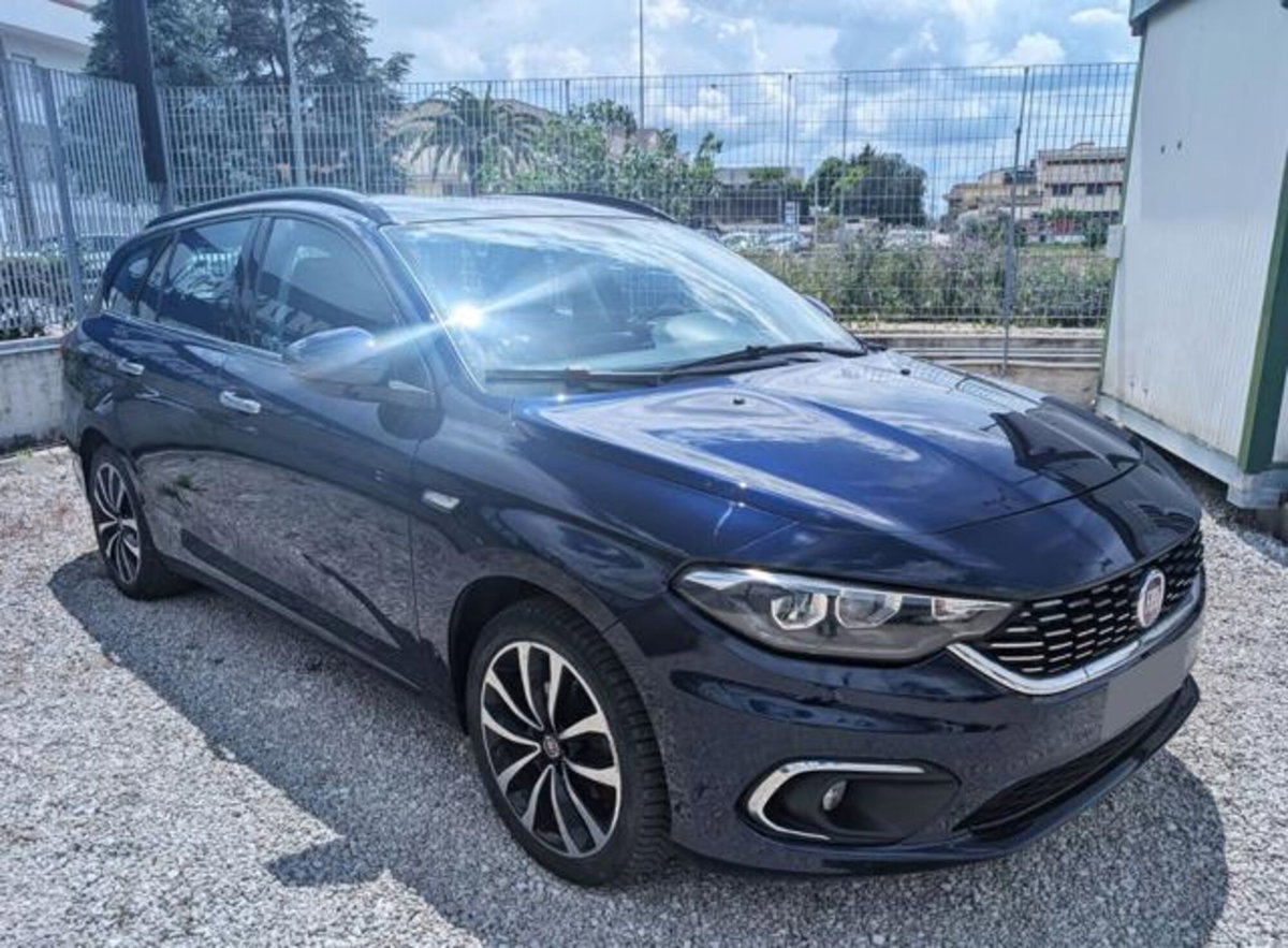 Fiat Tipo Station Wagon Tipo 1.6 Mjt S&S DCT SW Lounge (2)