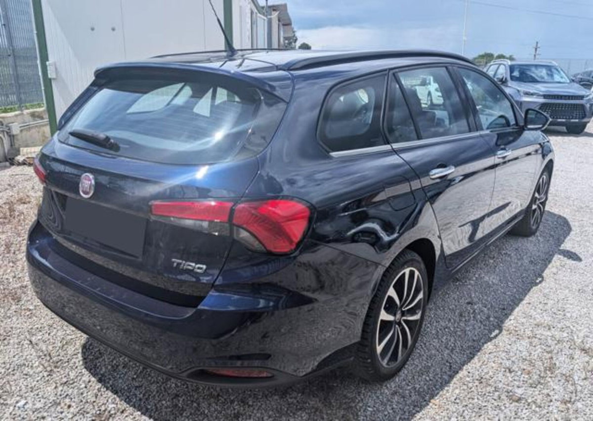 Fiat Tipo Station Wagon Tipo 1.6 Mjt S&S DCT SW Lounge (3)