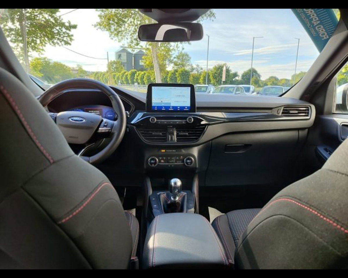 Ford Kuga 1.5 EcoBlue 120 CV 2WD ST-Line (8)