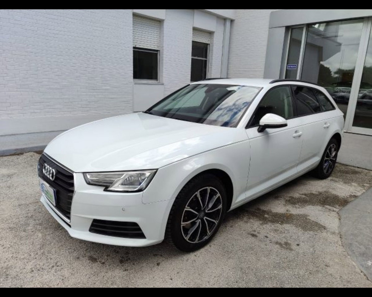 Audi A4 Avant 2.0 TDI 150 CV ultra S tronic