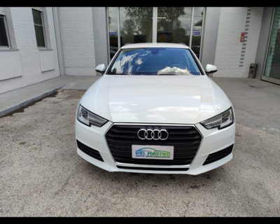 Audi A4 Avant 2.0 TDI 150 CV ultra S tronic (2)