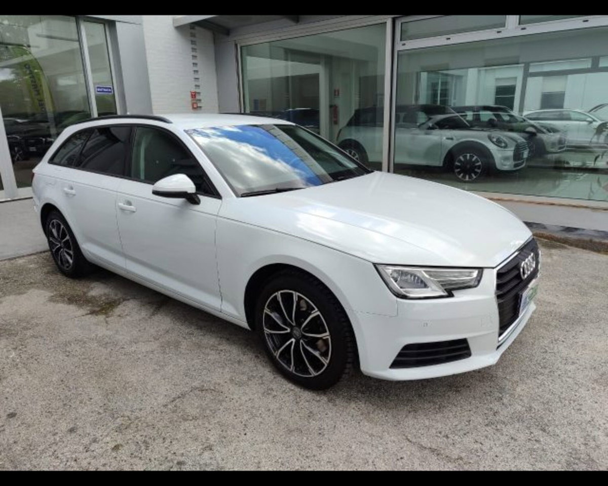 Audi A4 Avant 2.0 TDI 150 CV ultra S tronic (3)