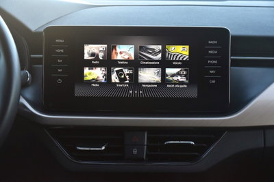 Skoda Kamiq 1.0 TSI 110 CV DSG Style (11)