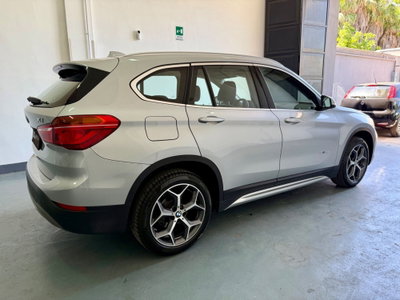 BMW X1 xDrive18d xLine Plus (10)