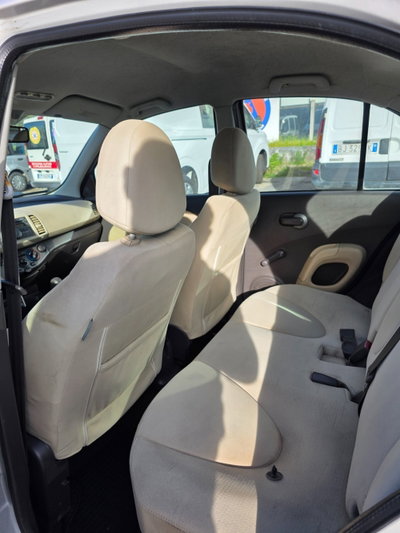 Nissan Micra 1.2 16V 5 porte Easy (10)