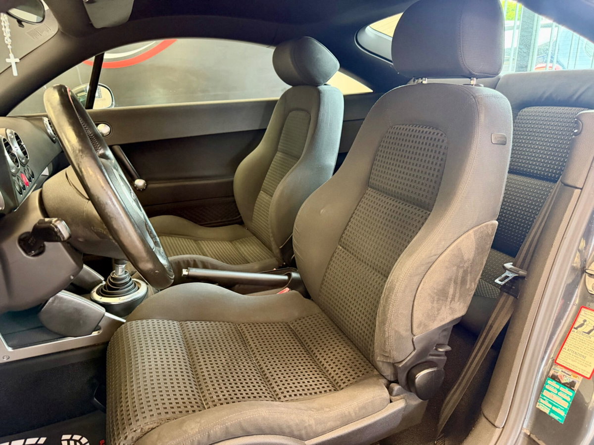 Audi TT Coupé 1.8 T 20V 150 CV cat (11)