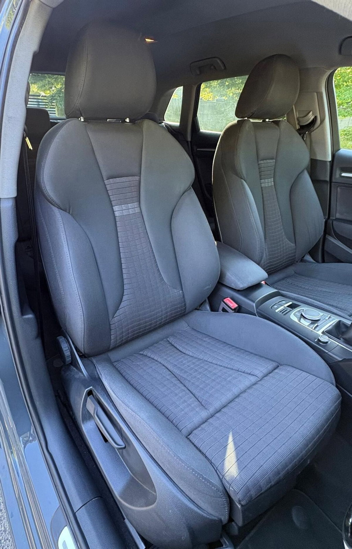 Audi A3 Sportback 1.6 TDI 116 CV Sport (9)